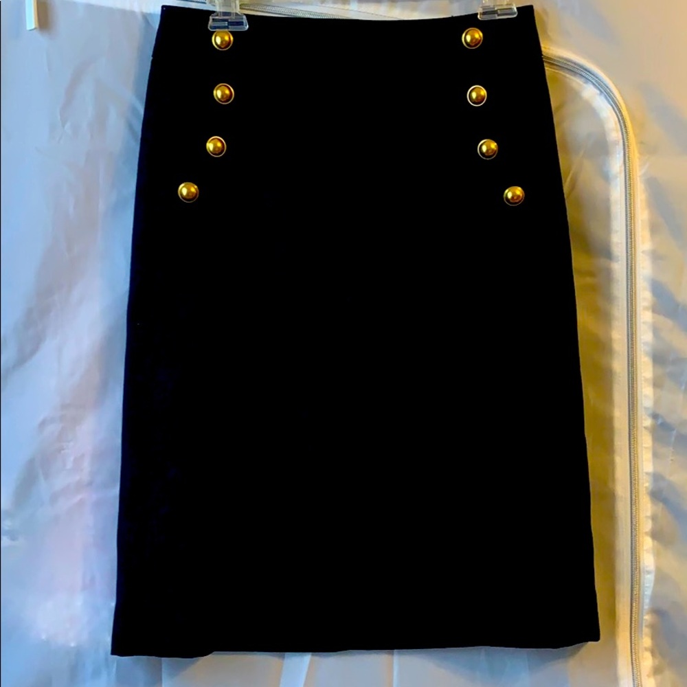 Black straight skirt